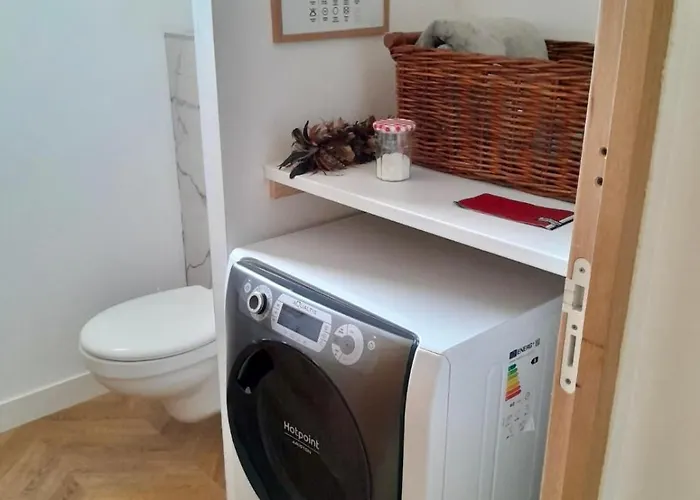 Les Etoiles De Germaine Nyaraló Lavit