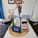 Les Etoiles De Germaine Tatil Evi Lavit